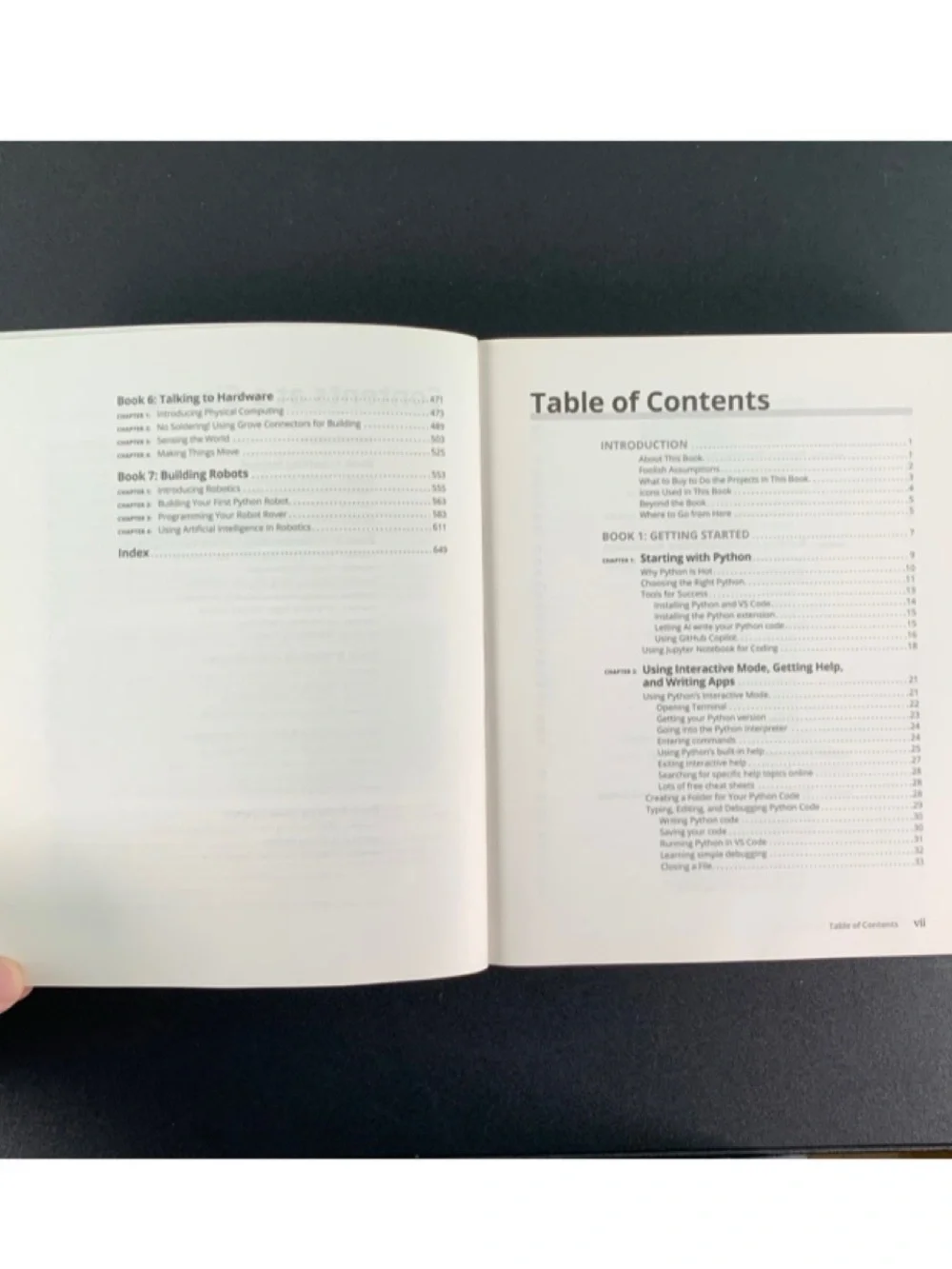 Python All-In-One for Dummies. 3rd Edition. 7 Books in One! 682 pages. 2024.